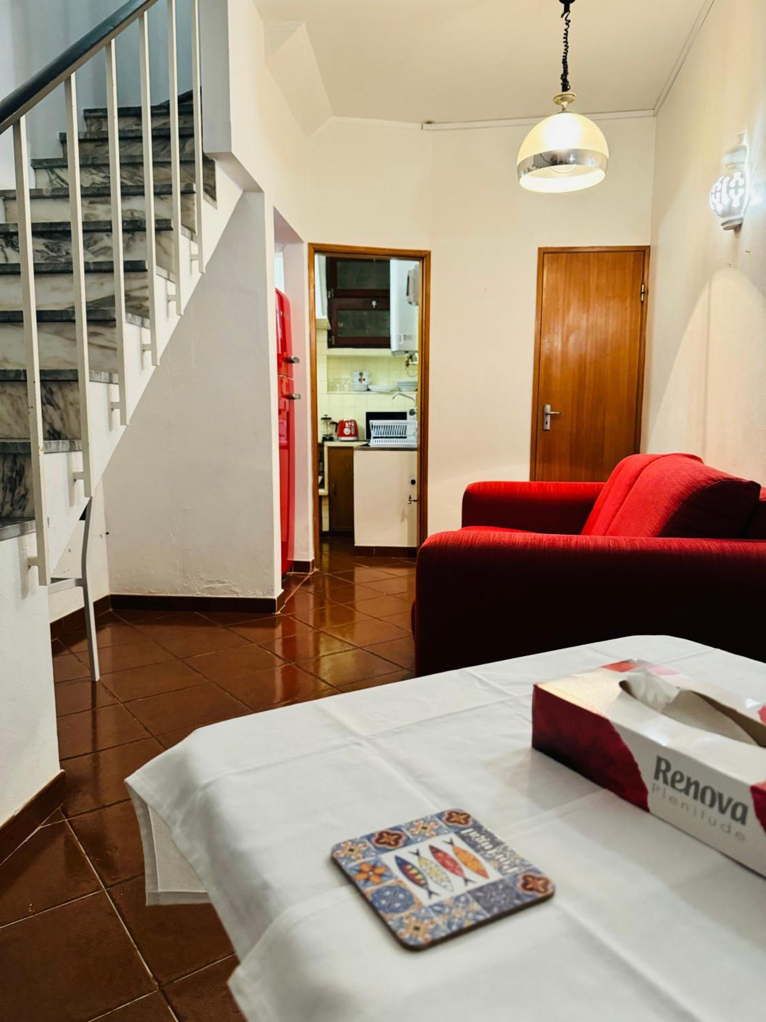 Natalie'S Tiny House- 6 Minutes From The Beach! Odeceixe Exterior foto